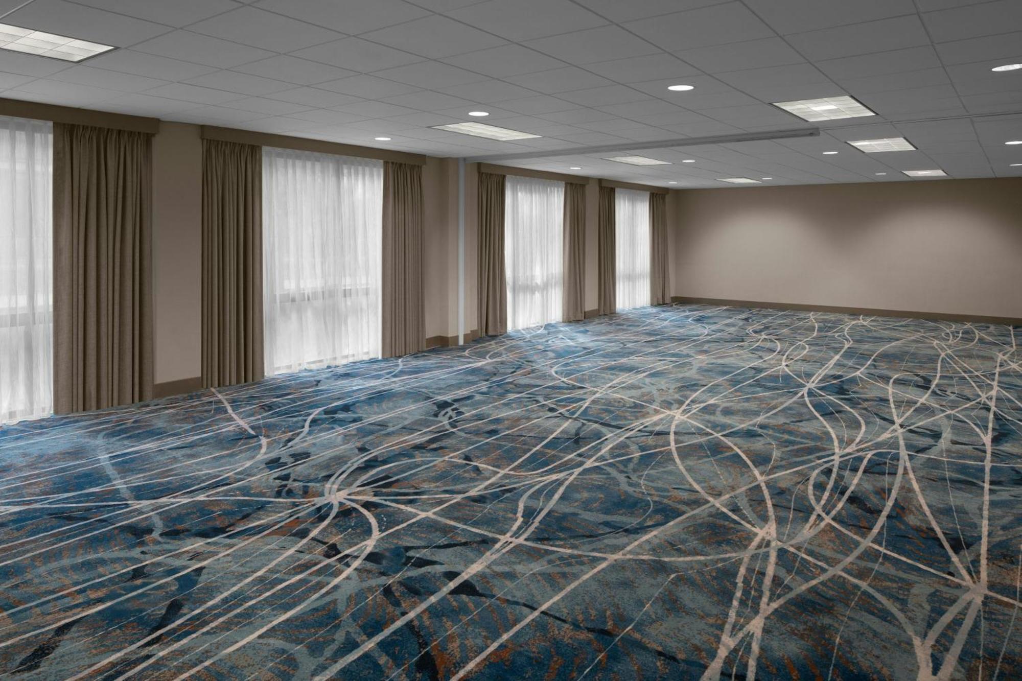 Sheraton Milwaukee Brookfield Bagian luar foto